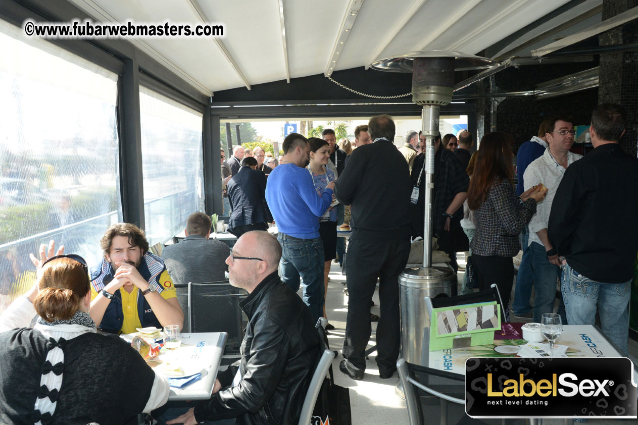 Pussycash Food Station day 1