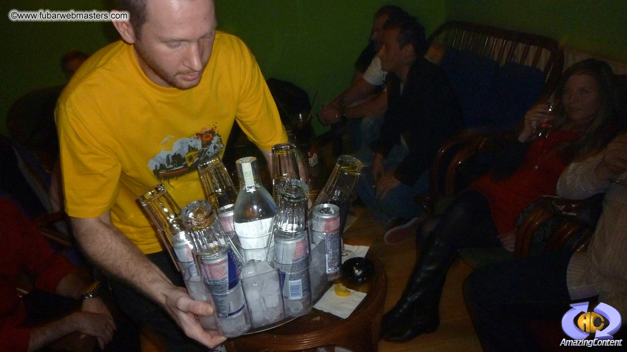 Cocktail Hour at Aloha Cocktail Bar