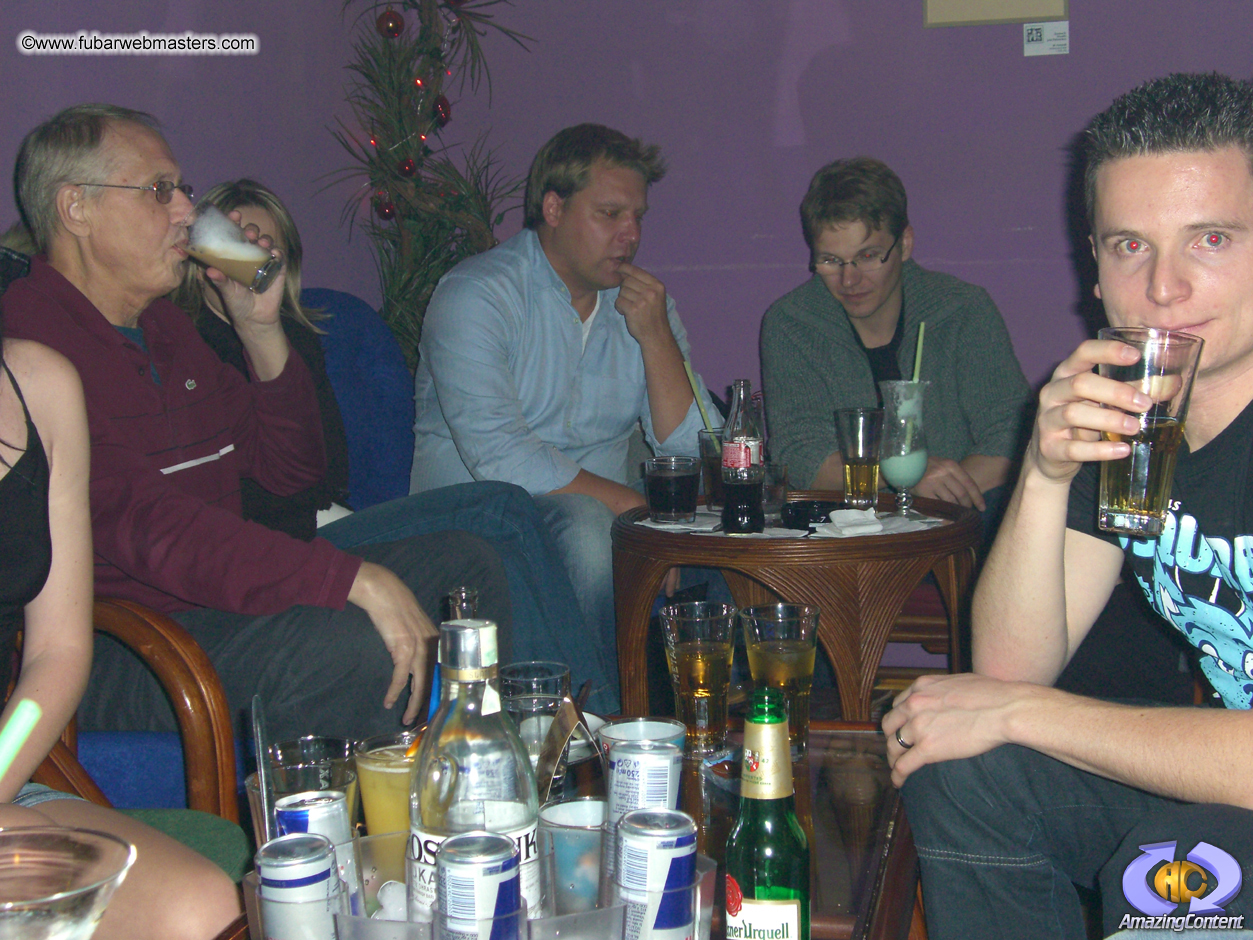 Cocktail Hour at Aloha Cocktail Bar