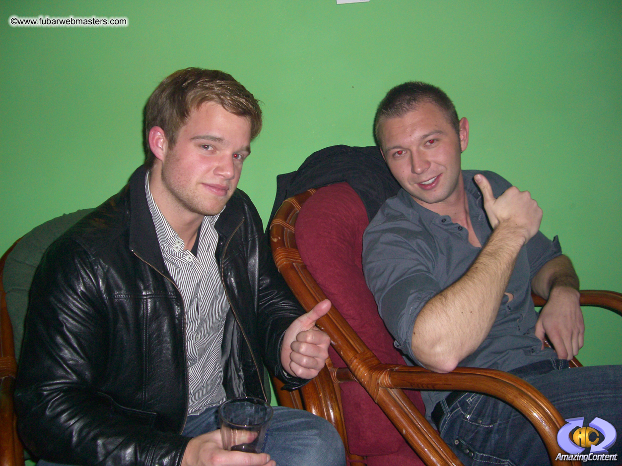 Cocktail Hour at Aloha Cocktail Bar