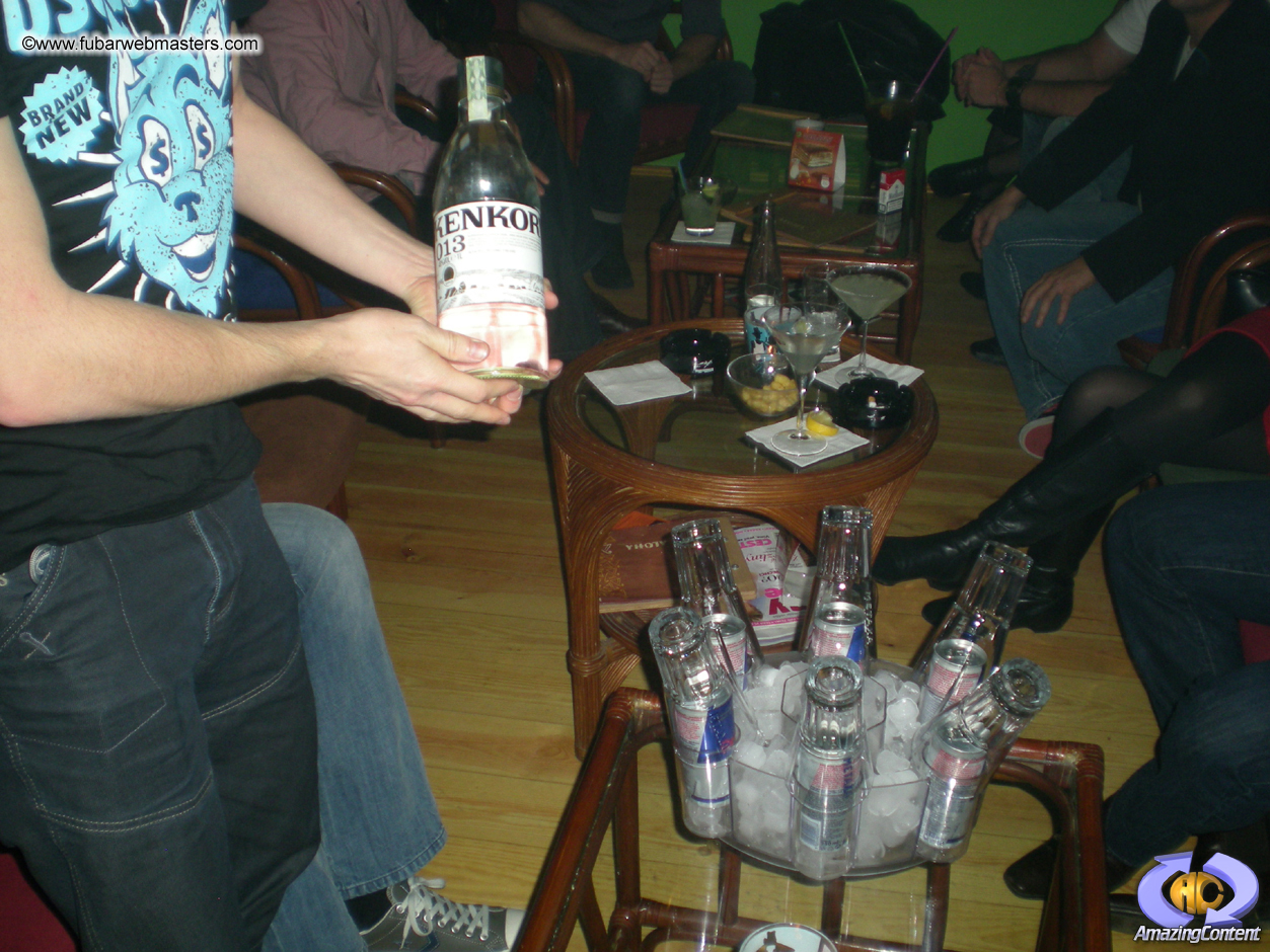 Cocktail Hour at Aloha Cocktail Bar