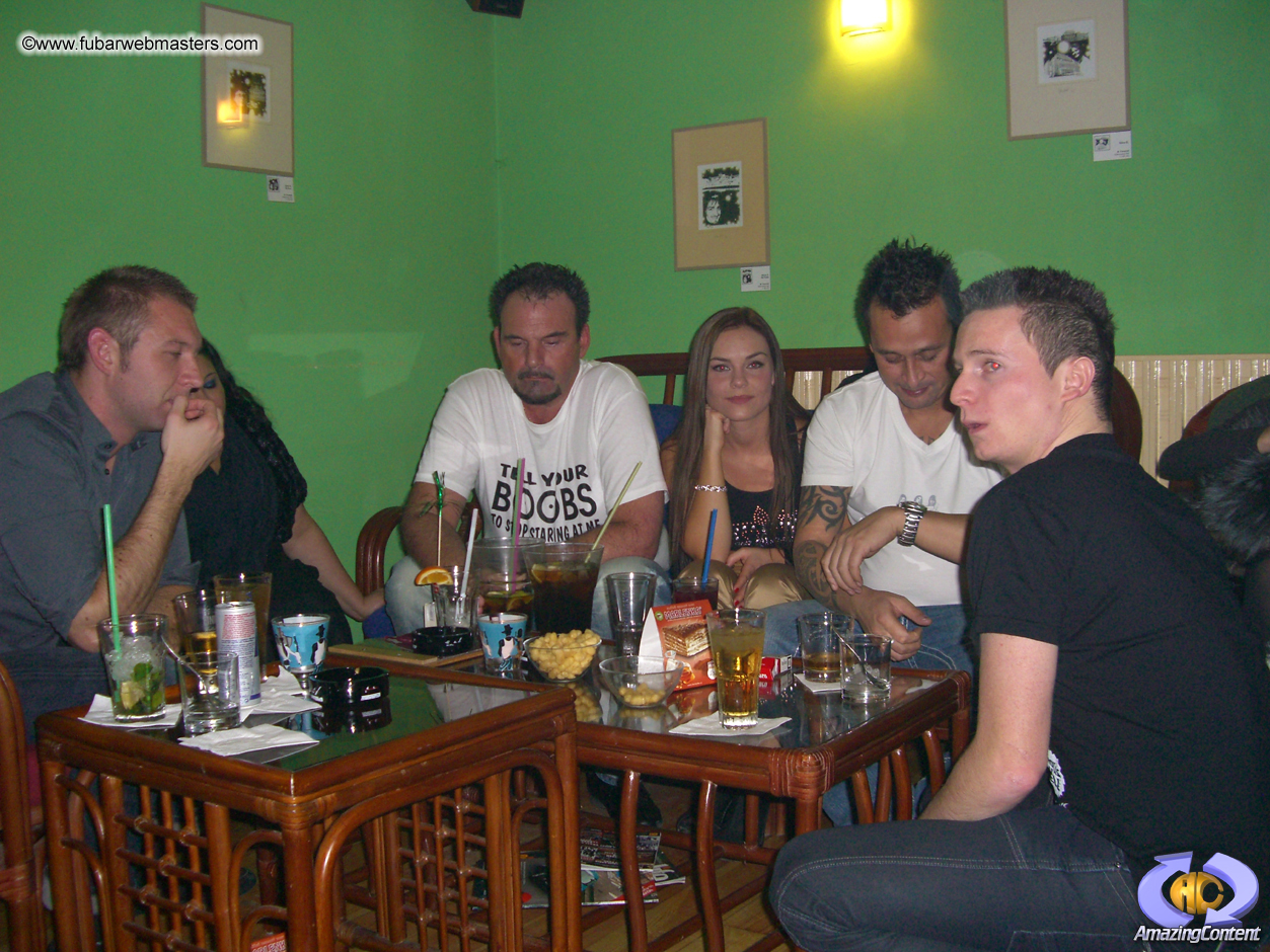 Cocktail Hour at Aloha Cocktail Bar