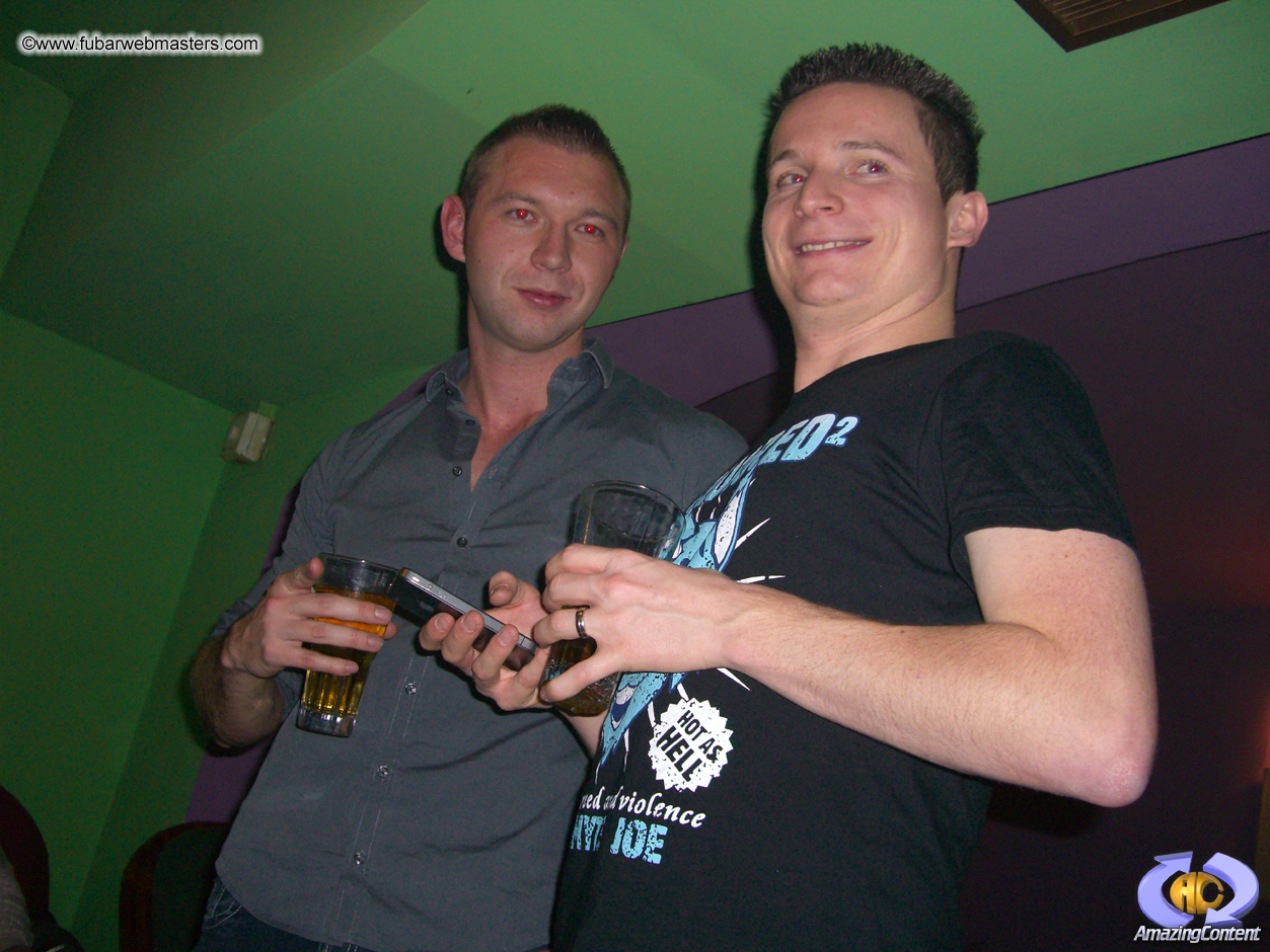 Cocktail Hour at Aloha Cocktail Bar