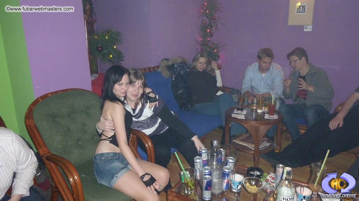 Cocktail Hour at Aloha Cocktail Bar