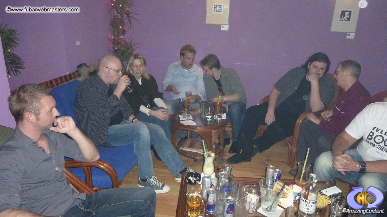 Cocktail Hour at Aloha Cocktail Bar