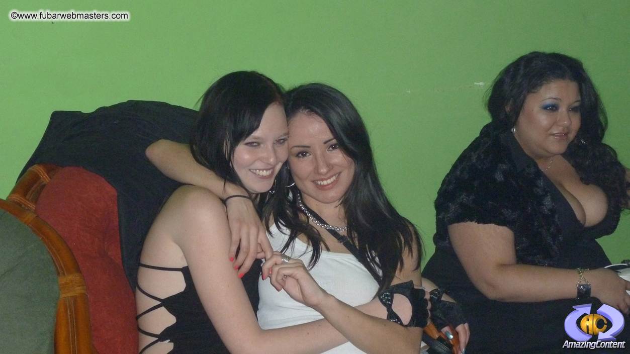 Cocktail Hour at Aloha Cocktail Bar