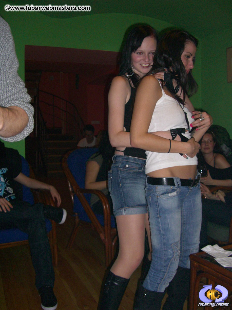 Cocktail Hour at Aloha Cocktail Bar