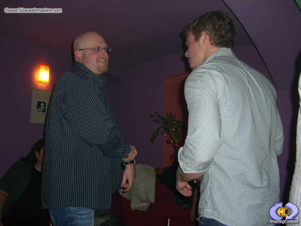 Cocktail Hour at Aloha Cocktail Bar