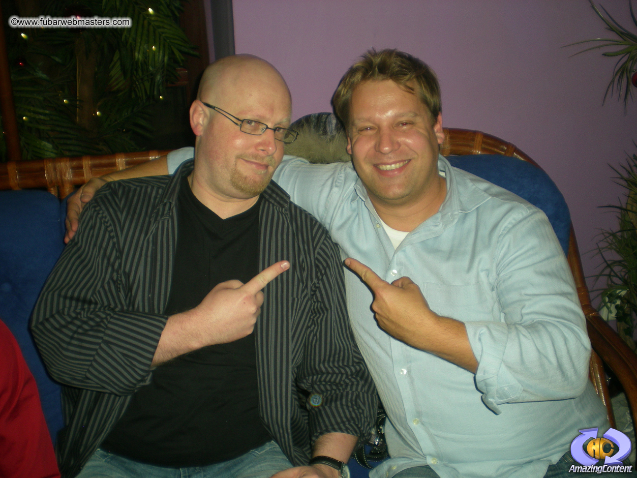 Cocktail Hour at Aloha Cocktail Bar