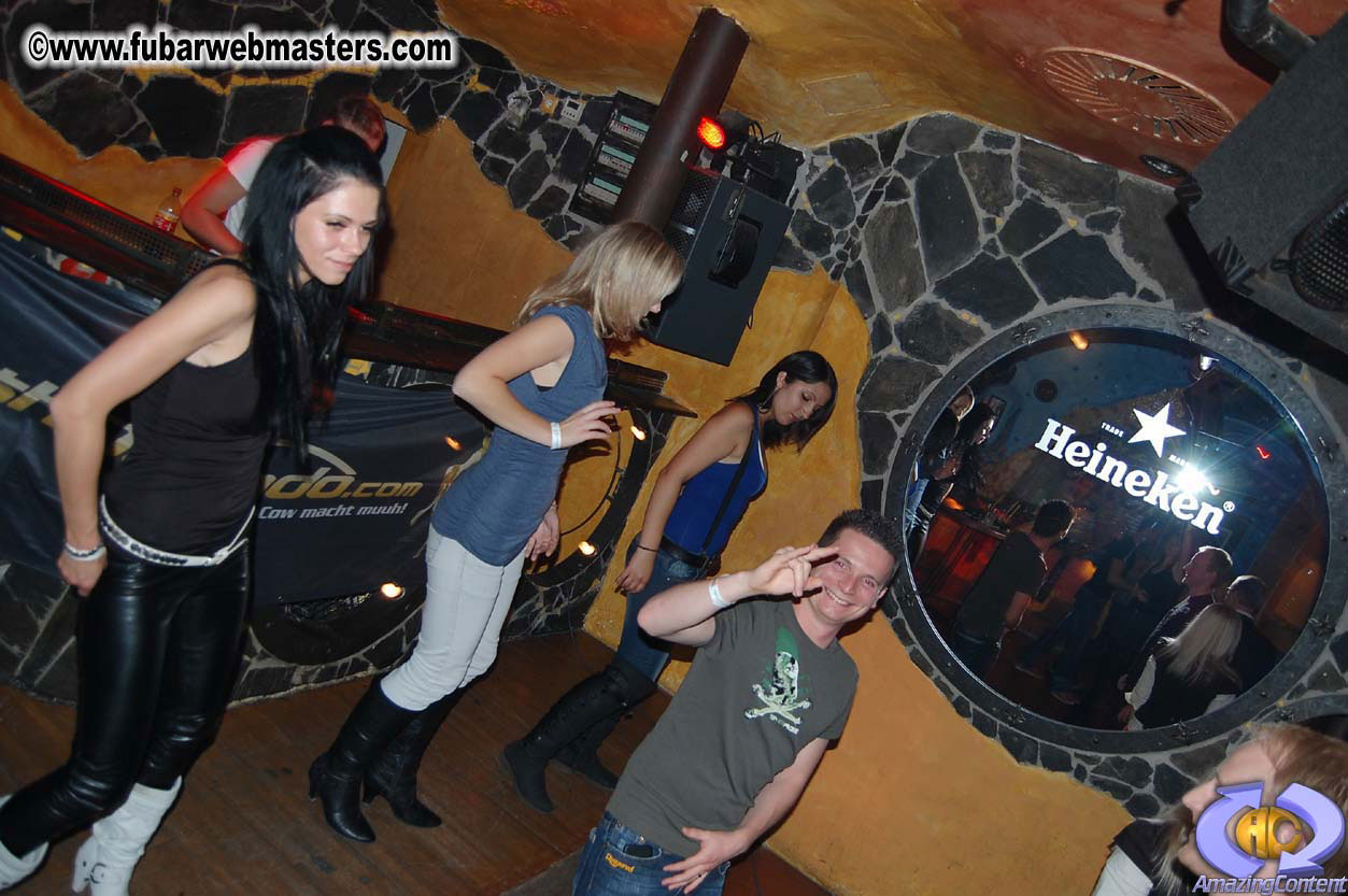 Pictures by Julia Kirelle