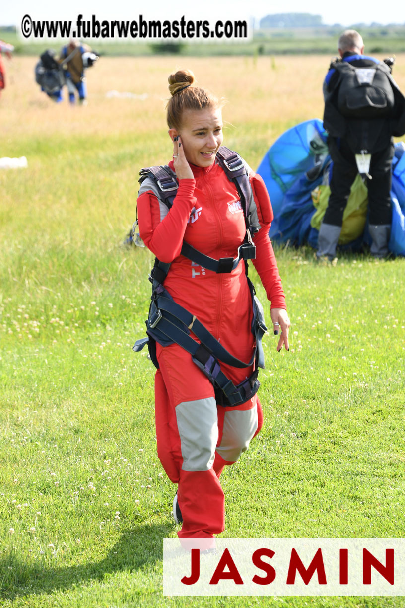 TNT Skydiving
