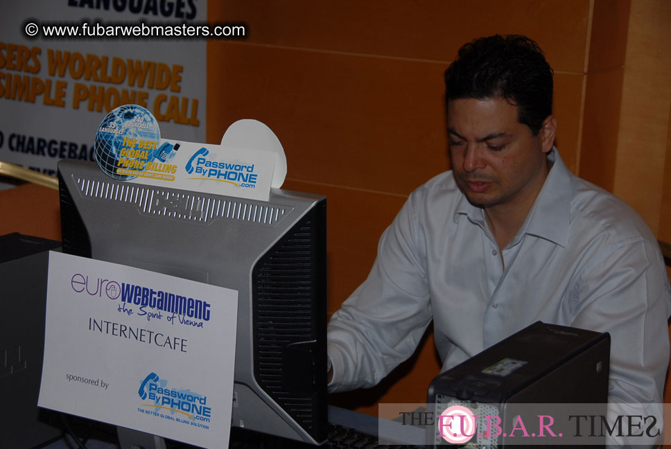 Seminars, Show Floor and Speed Networking