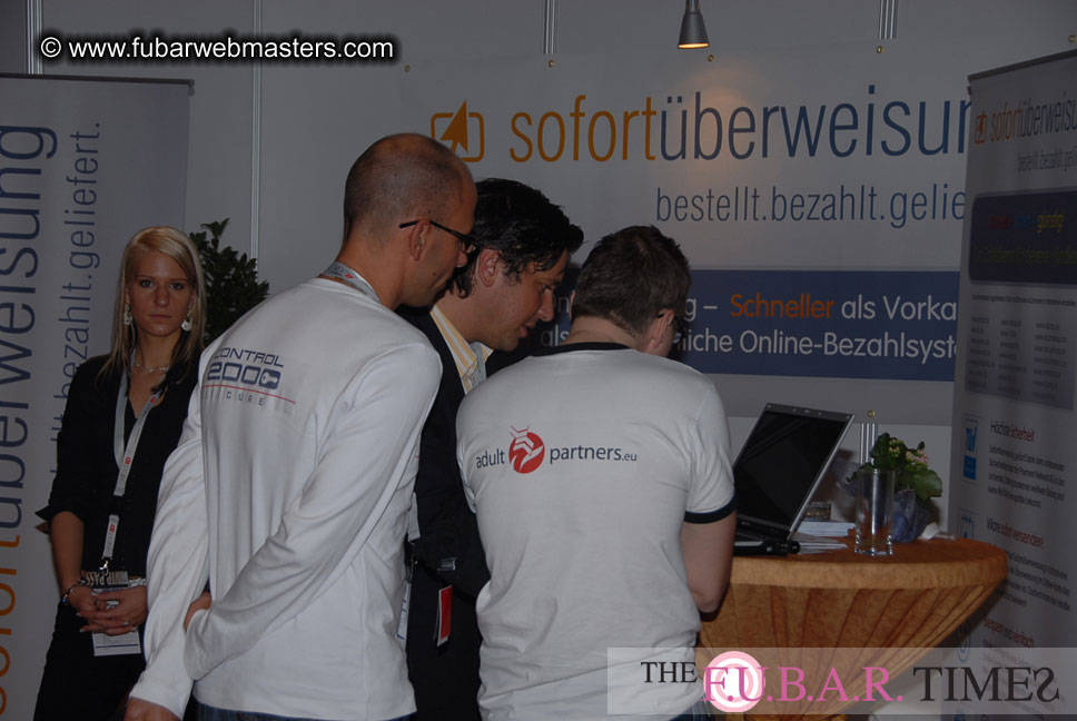 Seminars, Show Floor and Speed Networking