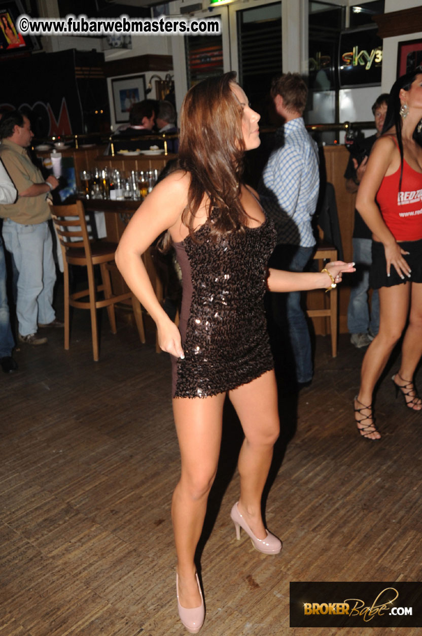 Get2gether 'Saboom Goes International' Party