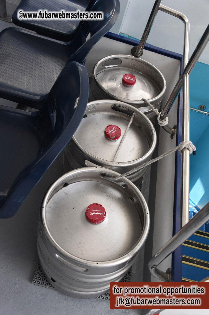 Boat Trip with Cool Drinks & Hot Girls