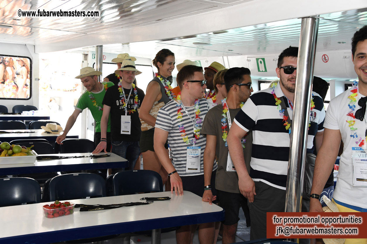 Boat Trip with Cool Drinks & Hot Girls