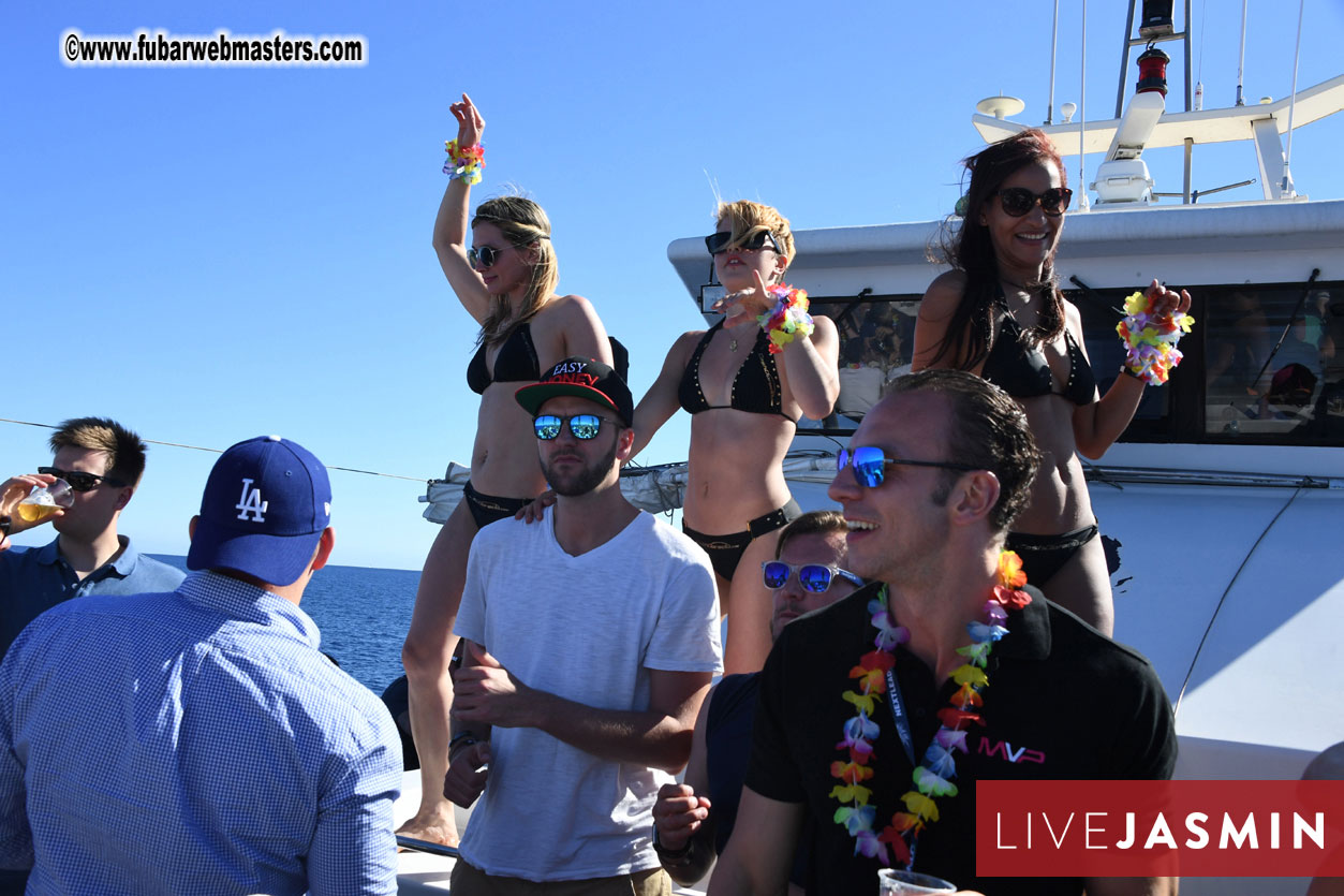 Boat Trip with Cool Drinks & Hot Girls