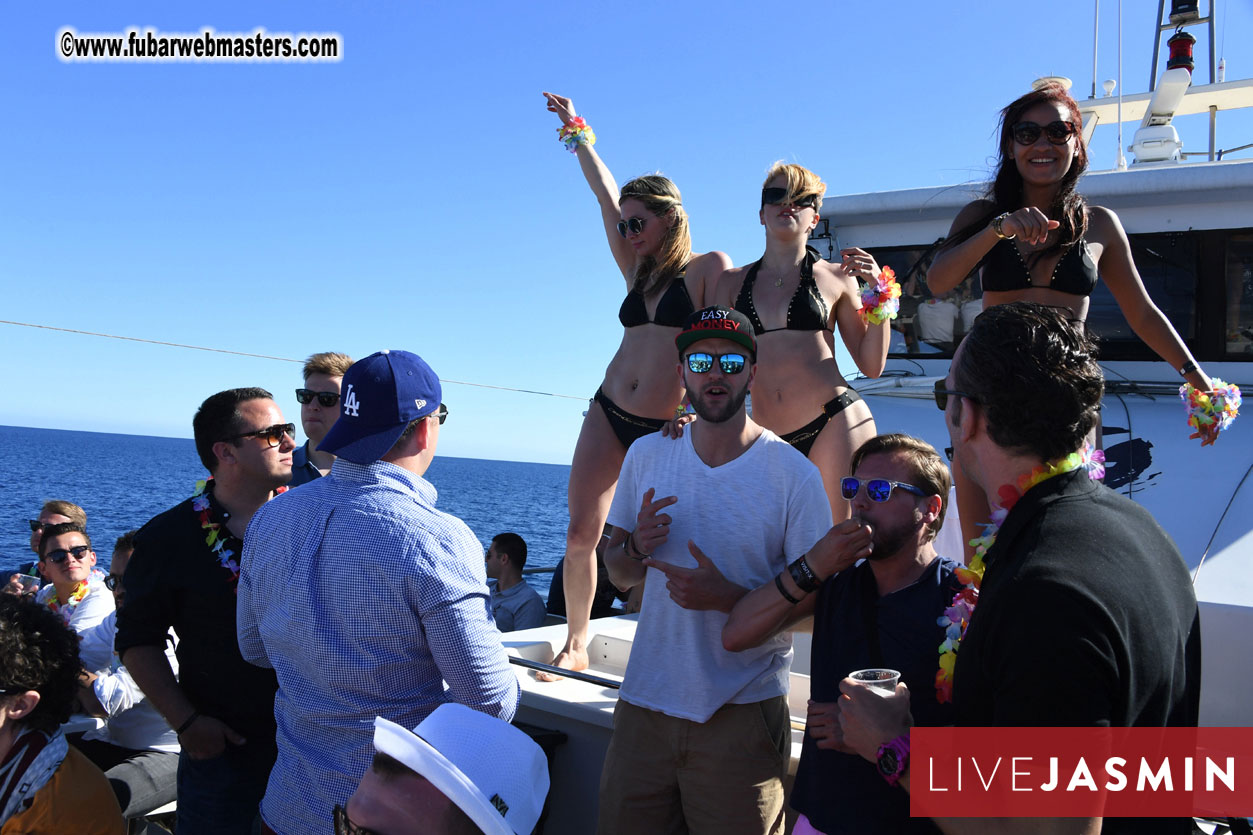 Boat Trip with Cool Drinks & Hot Girls