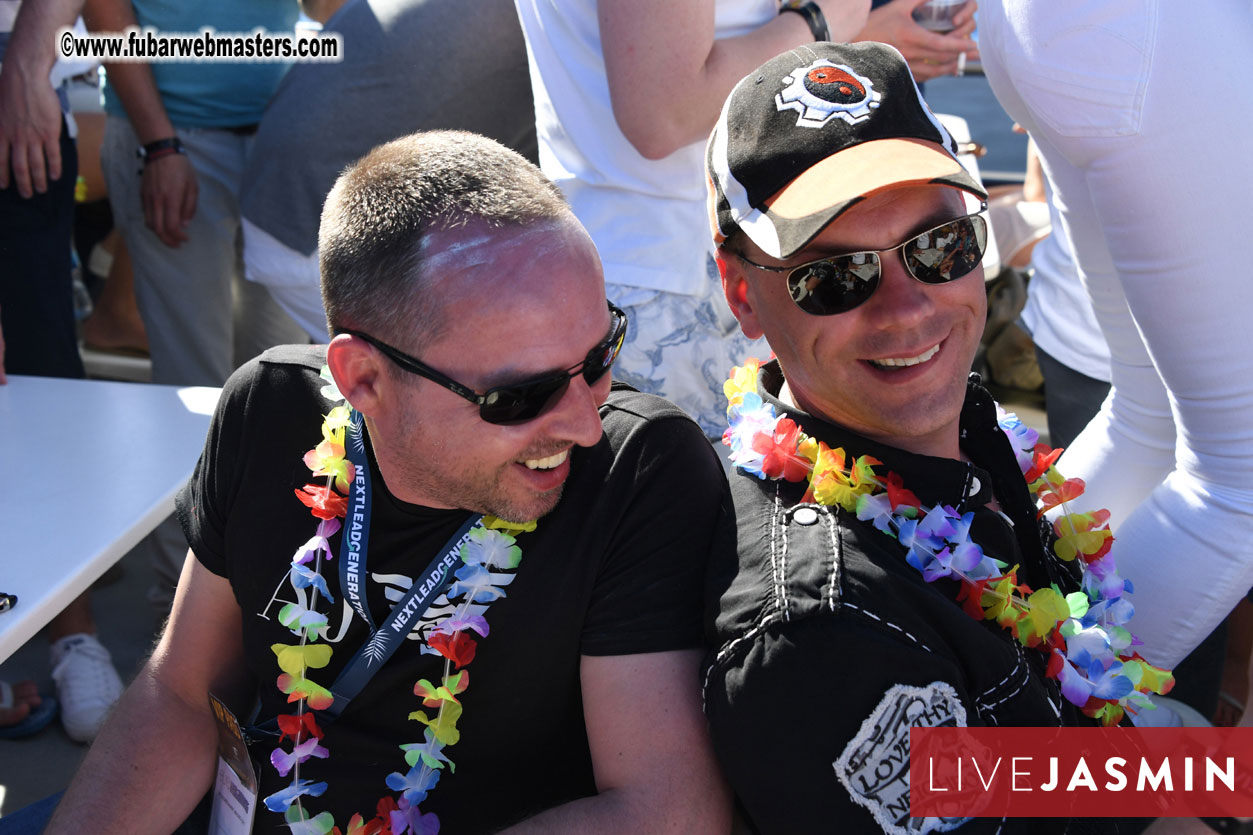 Boat Trip with Cool Drinks & Hot Girls