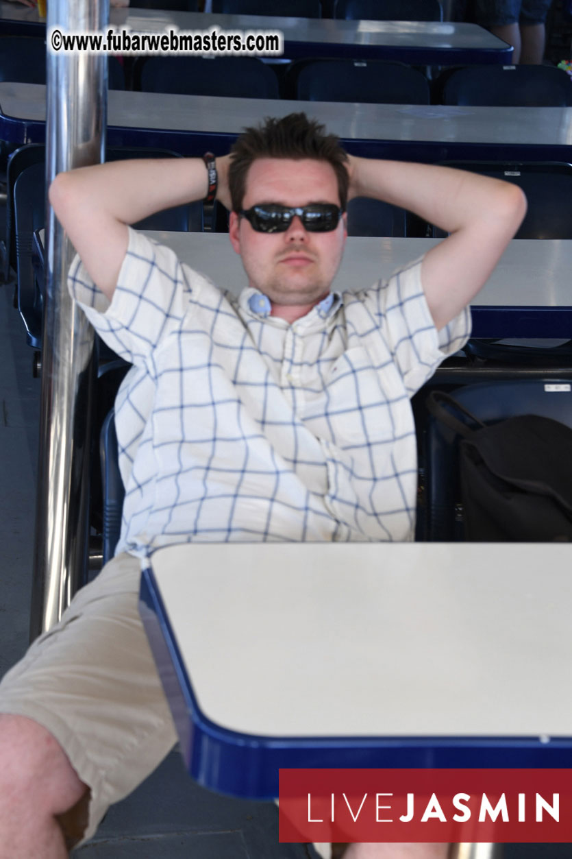 Boat Trip with Cool Drinks & Hot Girls