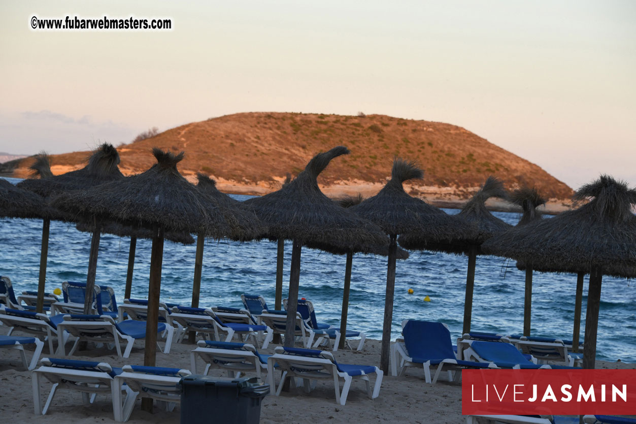 EWT VIP Party at Alex?Çÿs Lounge