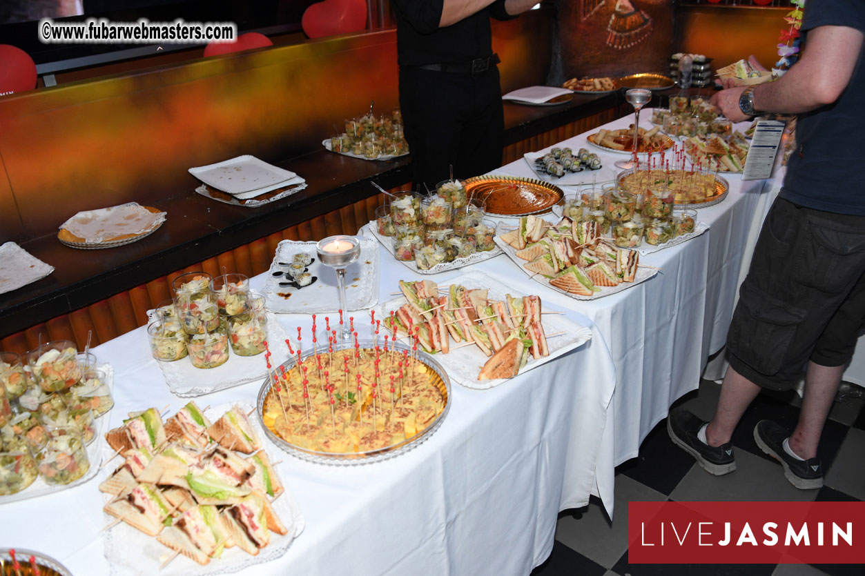 EWT VIP Party at Alex?Çÿs Lounge