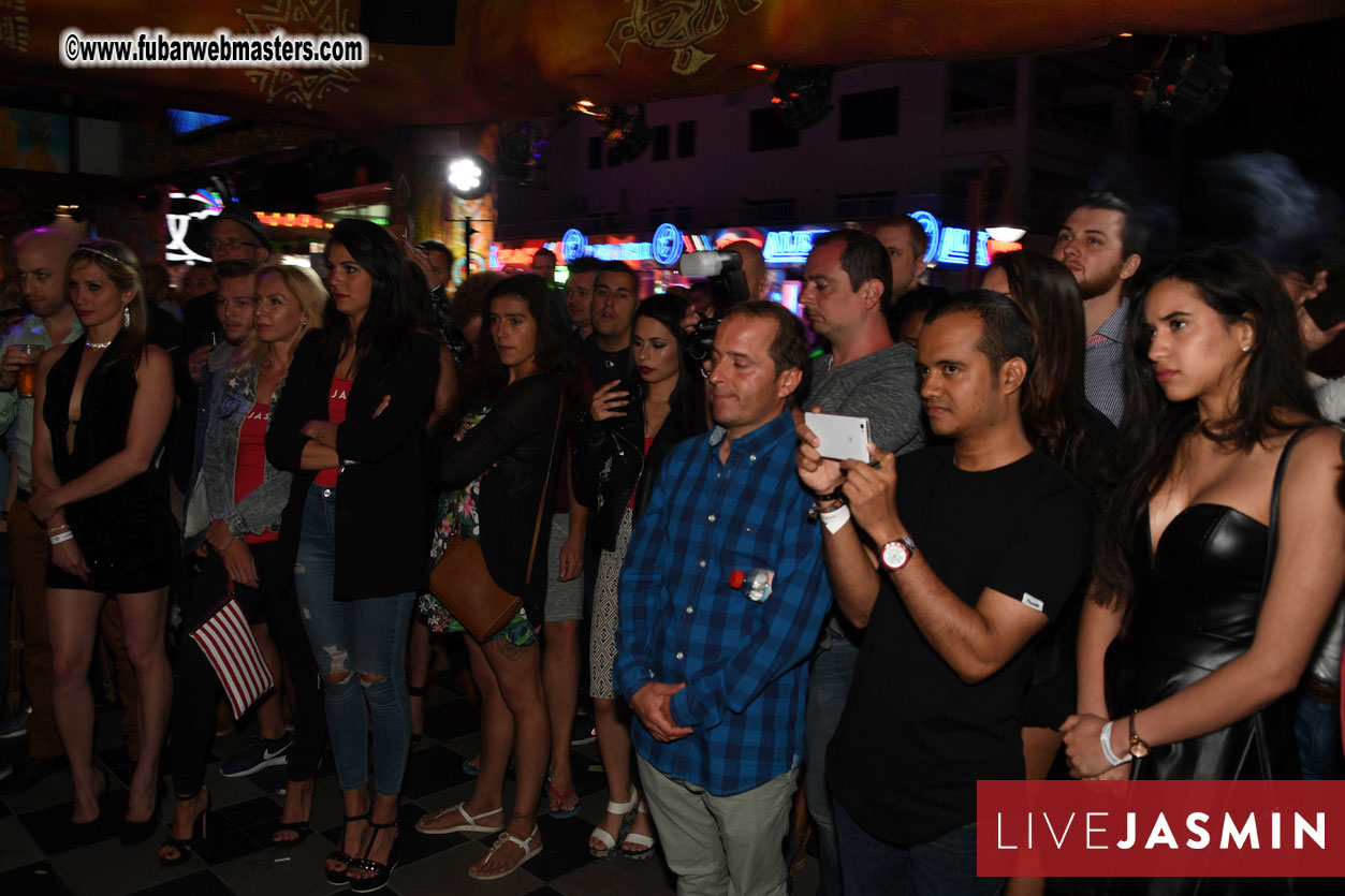 EWT VIP Party at Alex?Çÿs Lounge