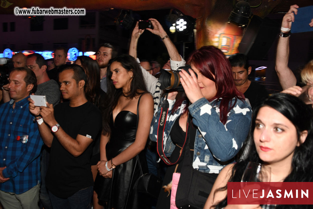 EWT VIP Party at Alex?Çÿs Lounge