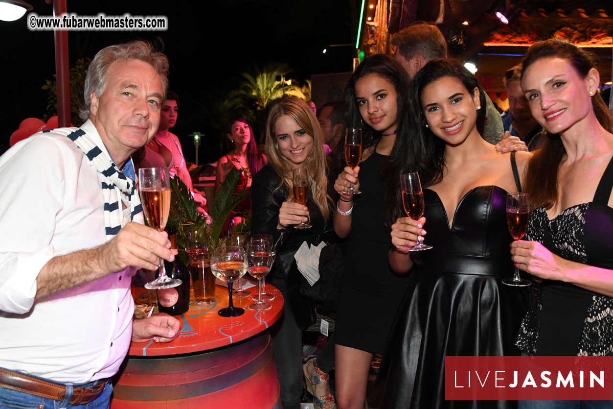 EWT VIP Party at Alex?Çÿs Lounge