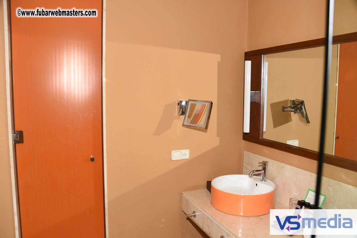 Meet-up and Evening Drinks