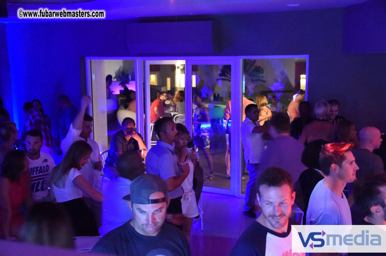 Meet-up and Evening Drinks