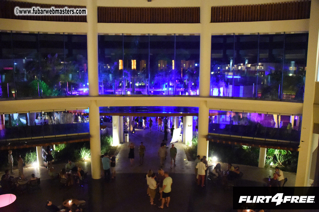 Meet-up and Evening Drinks