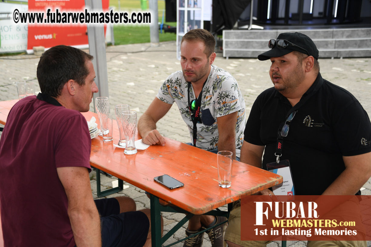 Friday Night Pre-party