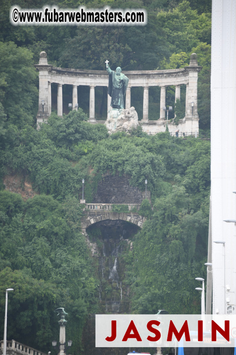 City Sightseeing and Lunch @ Halasz Bastya 