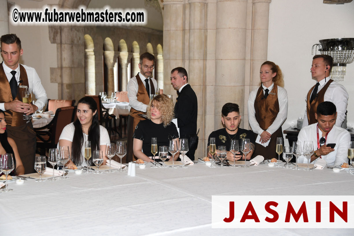 City Sightseeing and Lunch @ Halasz Bastya 