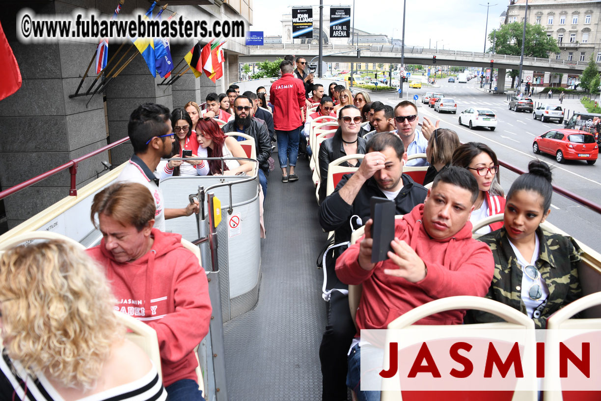 City Tour & Lunch @ Robinsons