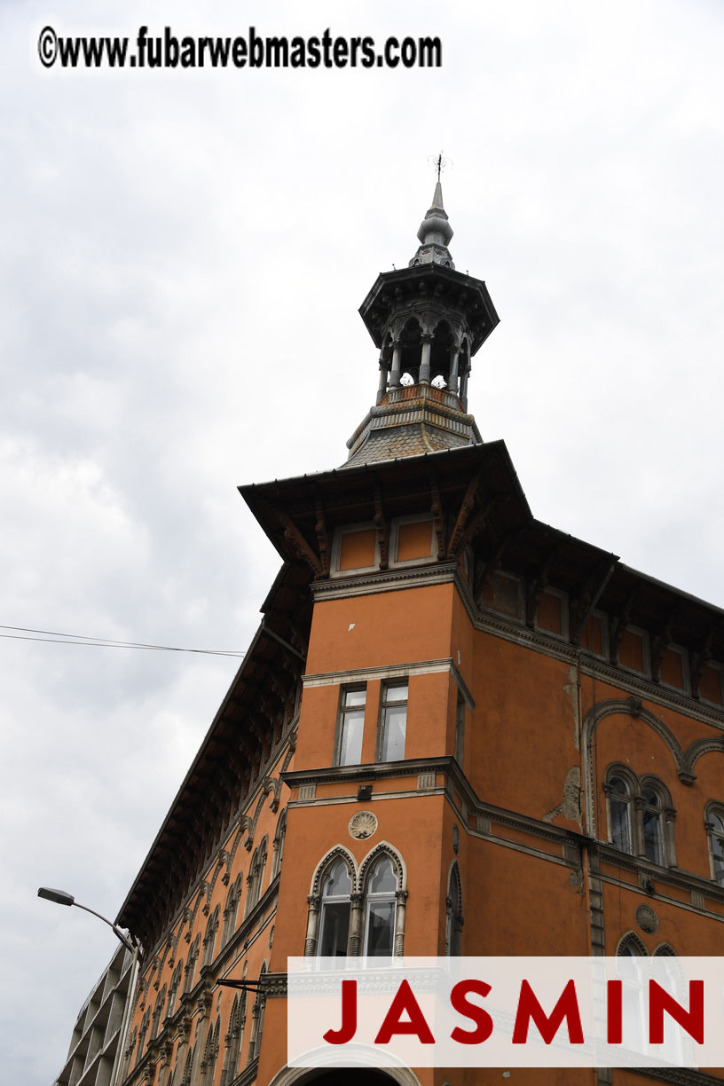 City Tour & Lunch @ Robinsons