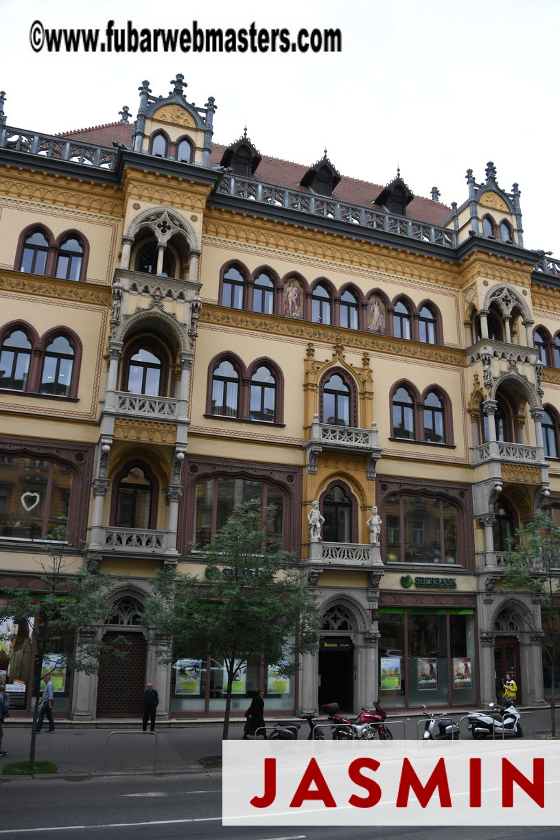 City Tour & Lunch @ Robinsons