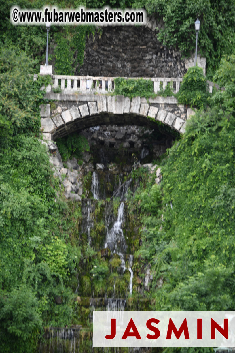 City Tour & Lunch @ Robinsons