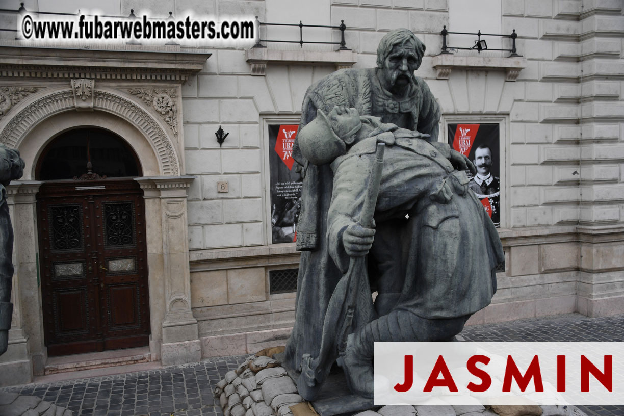 City Tour & Lunch @ Robinsons