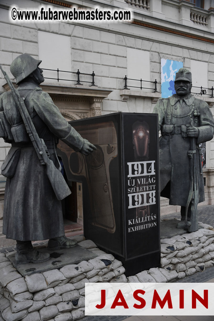 City Tour & Lunch @ Robinsons