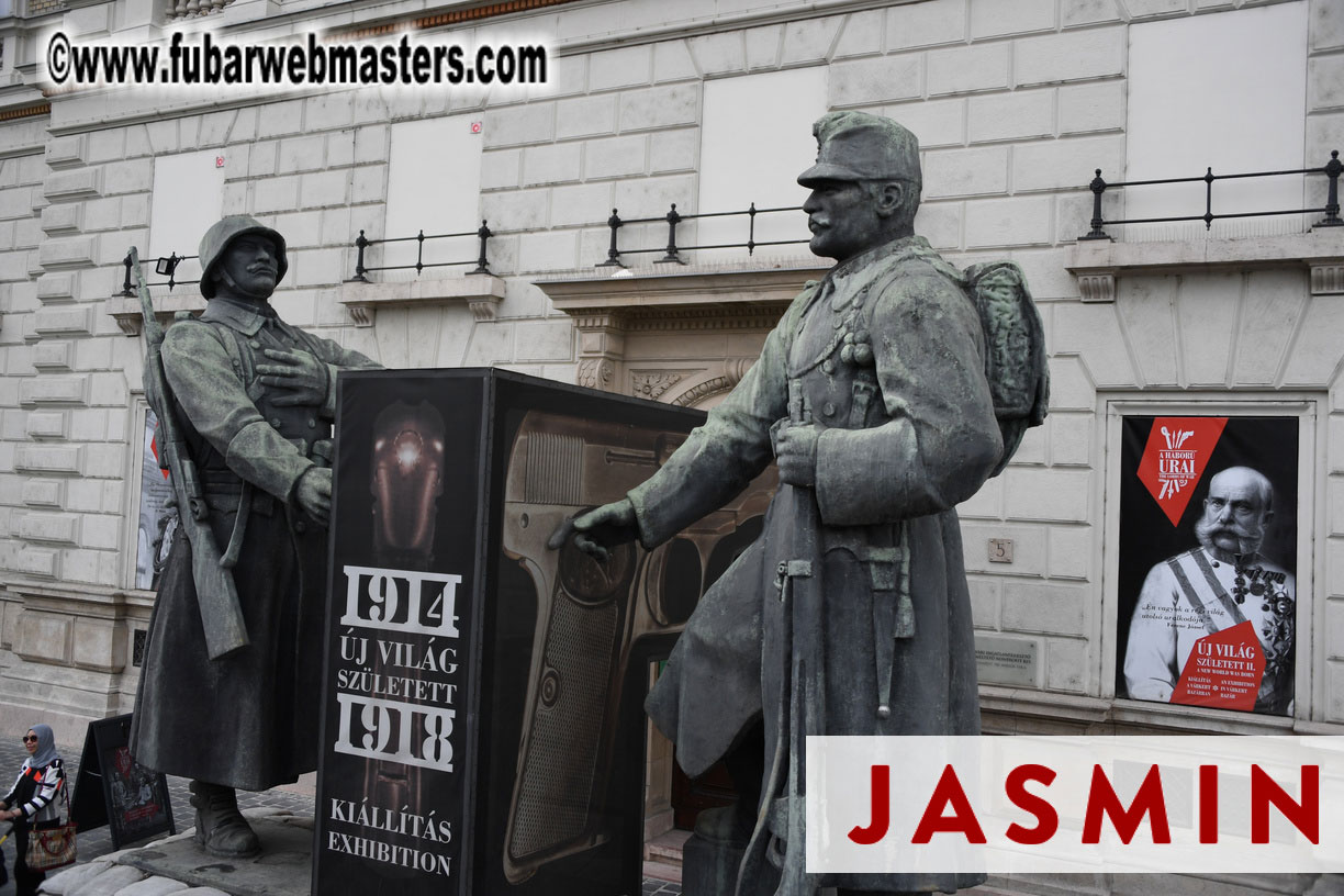 City Tour & Lunch @ Robinsons