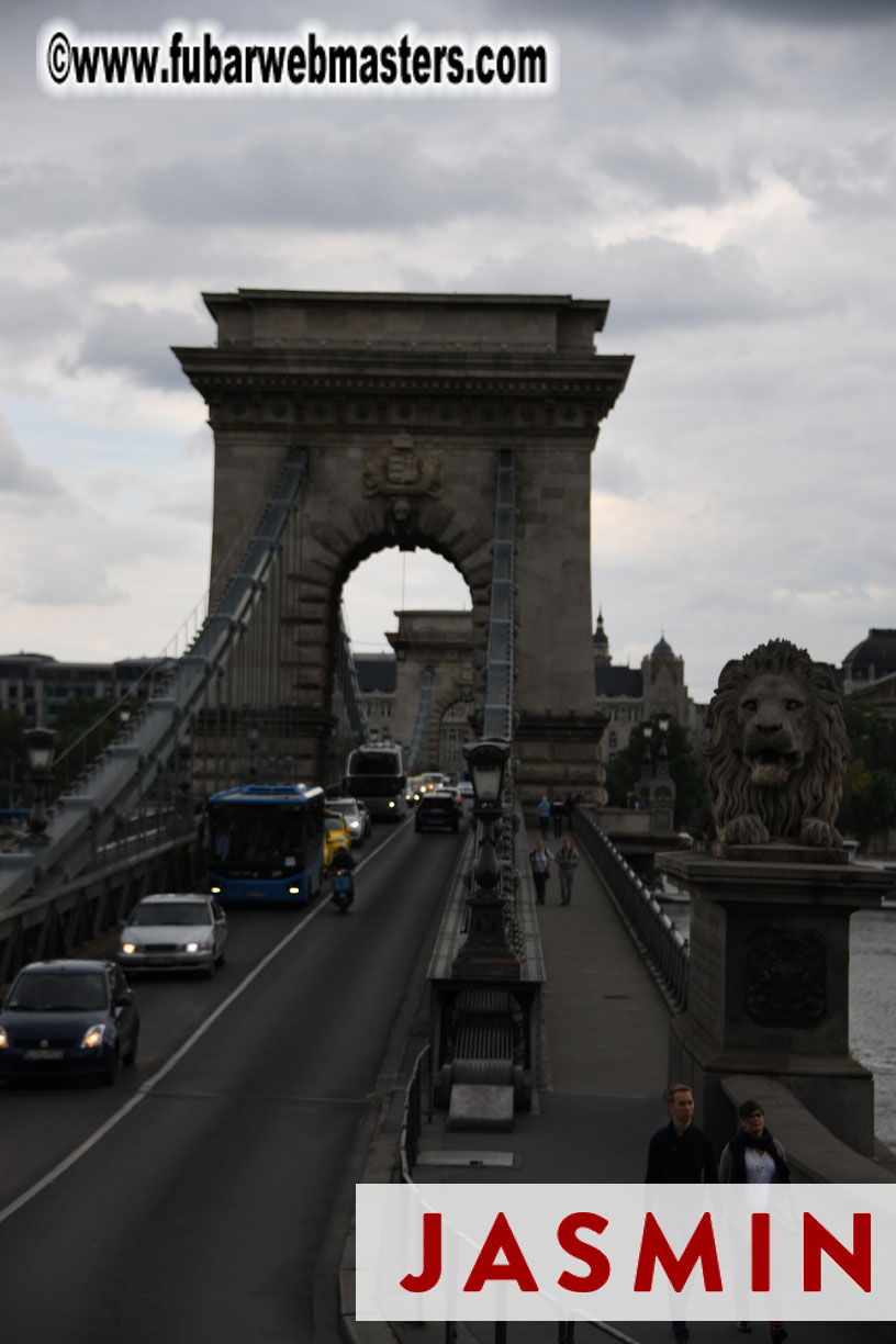 City Tour & Lunch @ Robinsons