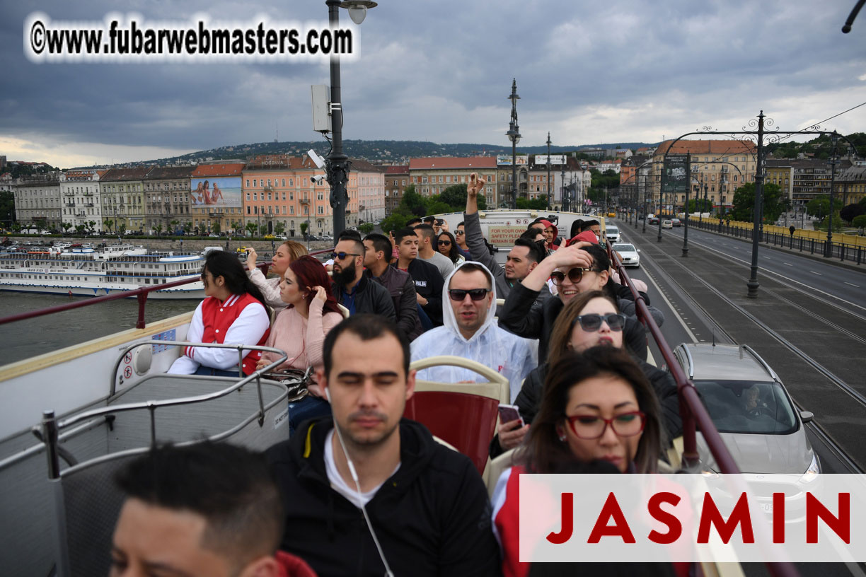 City Tour & Lunch @ Robinsons