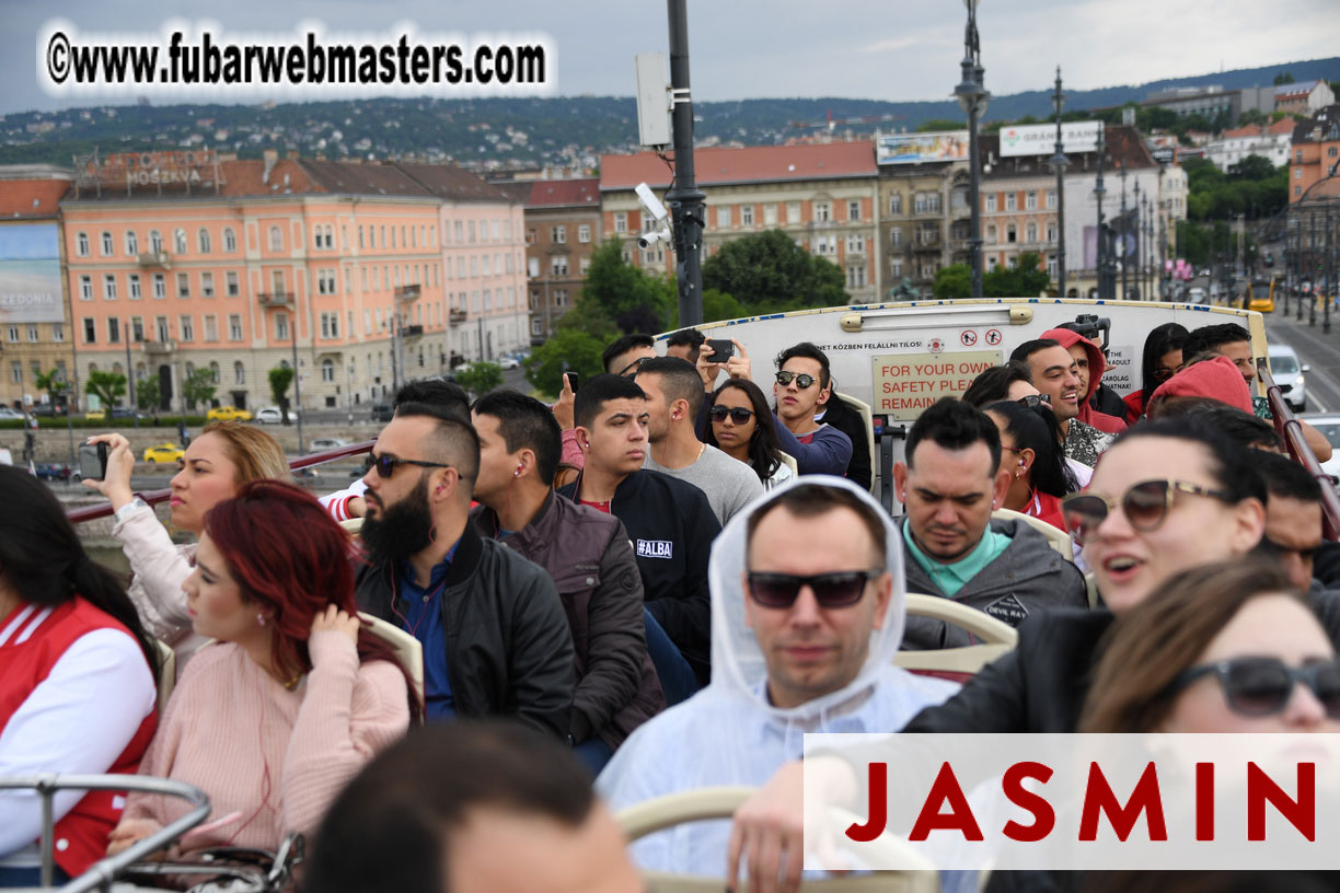 City Tour & Lunch @ Robinsons