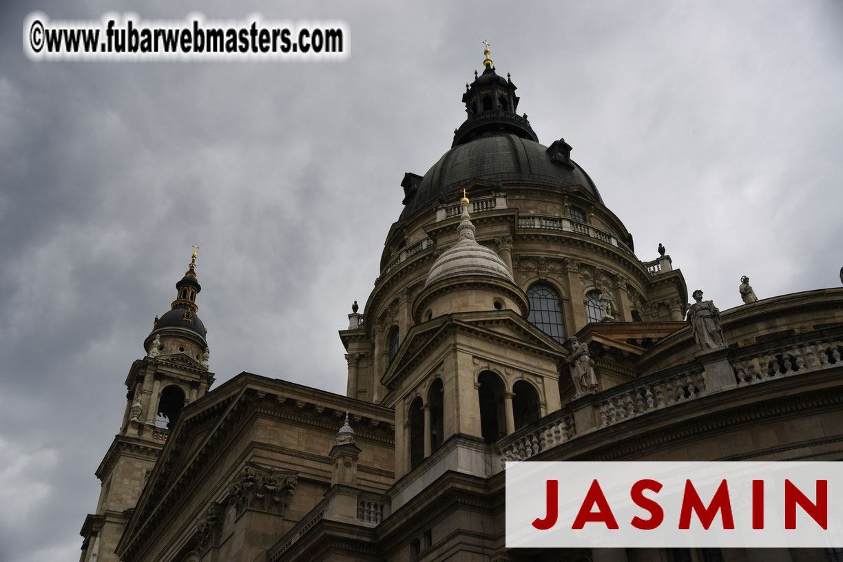 City Tour & Lunch @ Robinsons