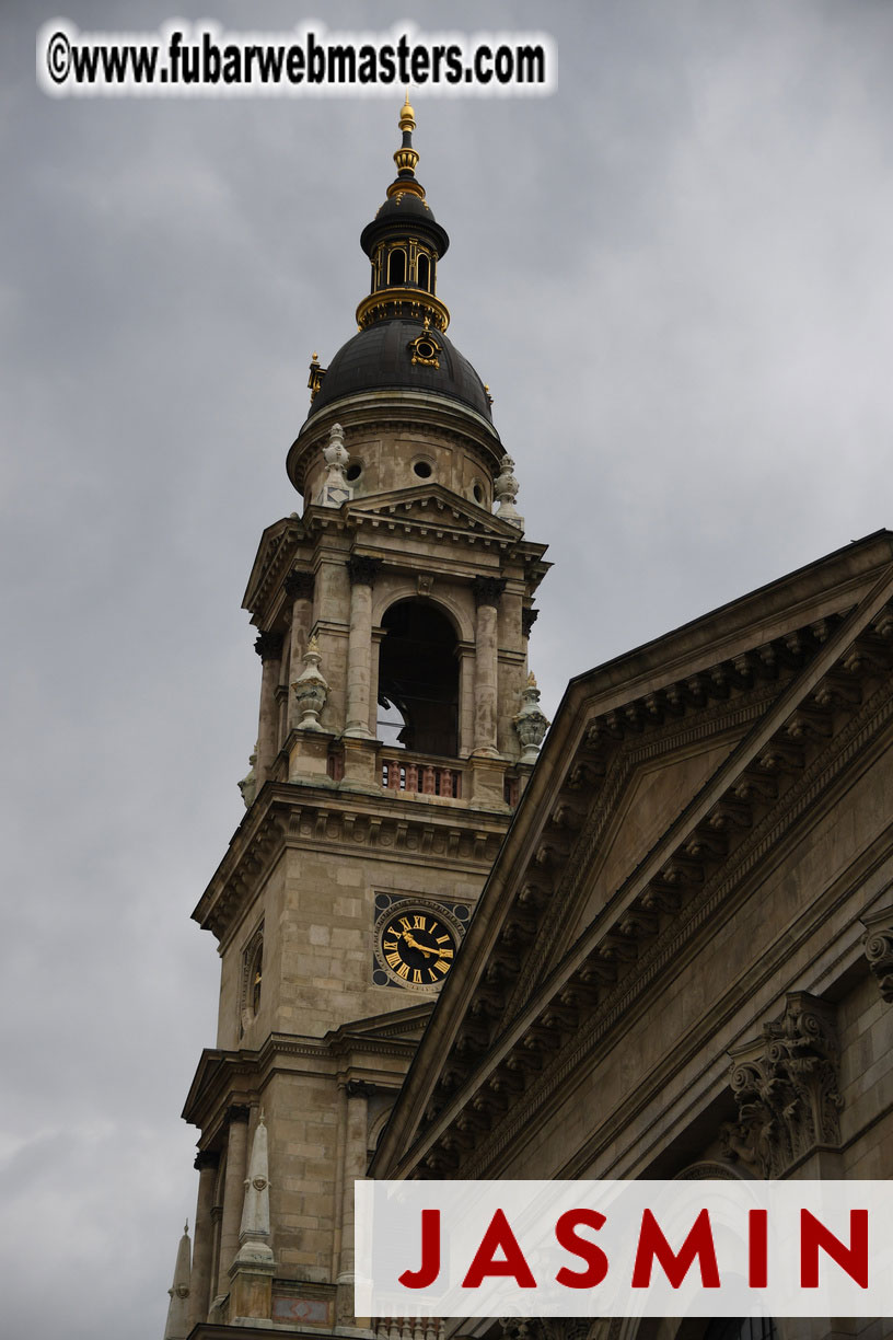 City Tour & Lunch @ Robinsons