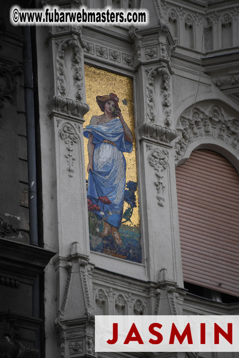 City Tour & Lunch @ Robinsons