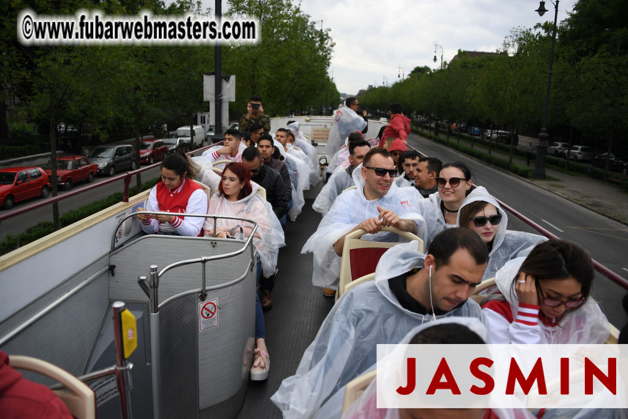 City Tour & Lunch @ Robinsons