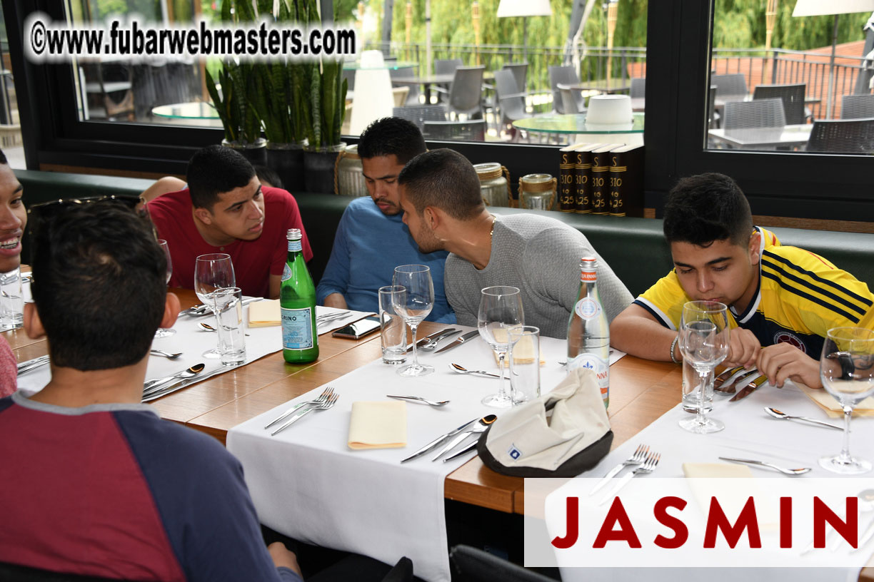 City Tour & Lunch @ Robinsons